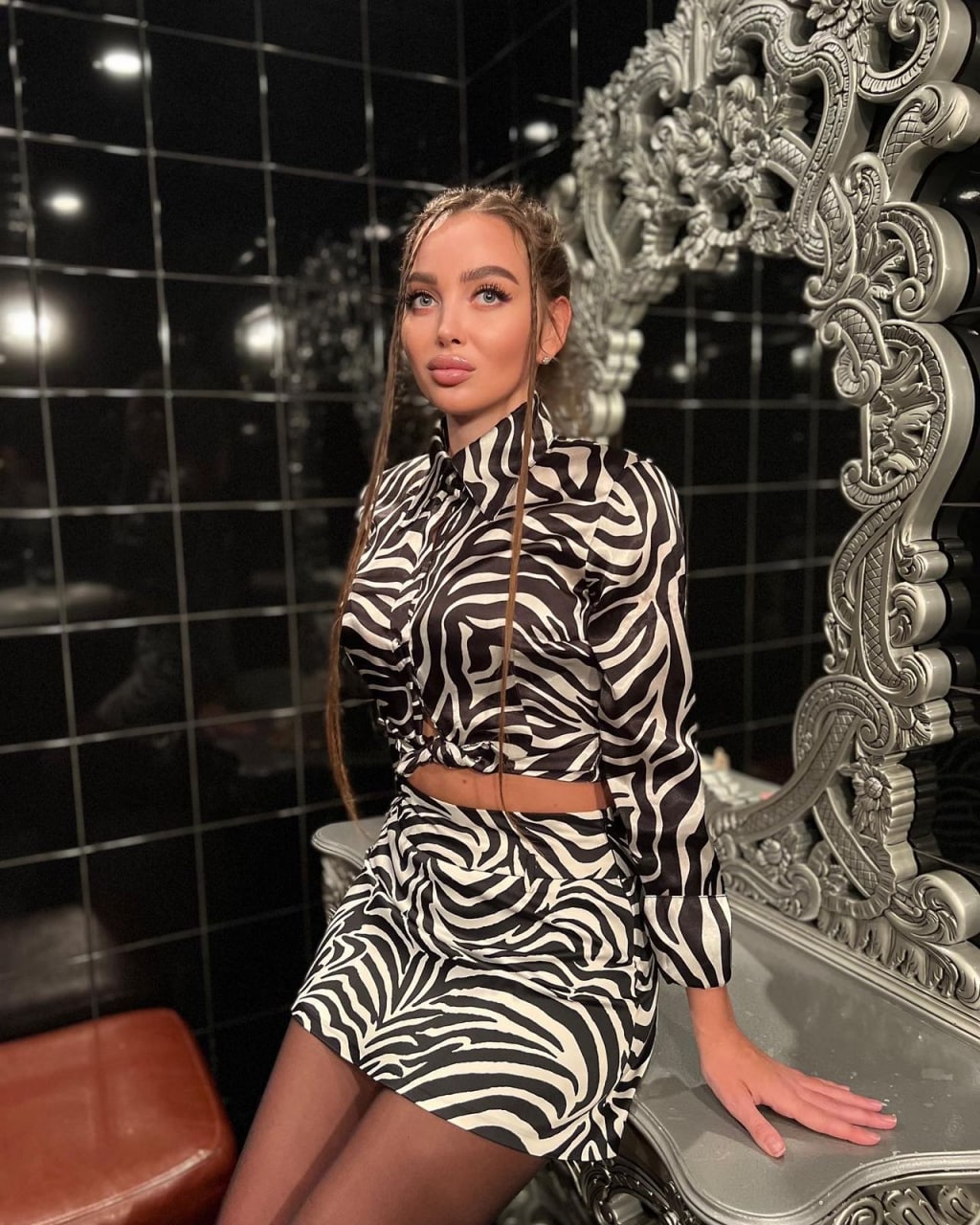 Замовте Ніна — елітну модель для VIP зустрічі у Києві