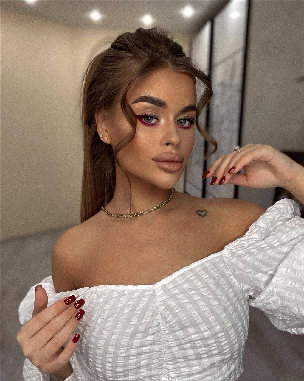 Ночной проститутки с Регина — VIP досуг в Киеве и пригороде